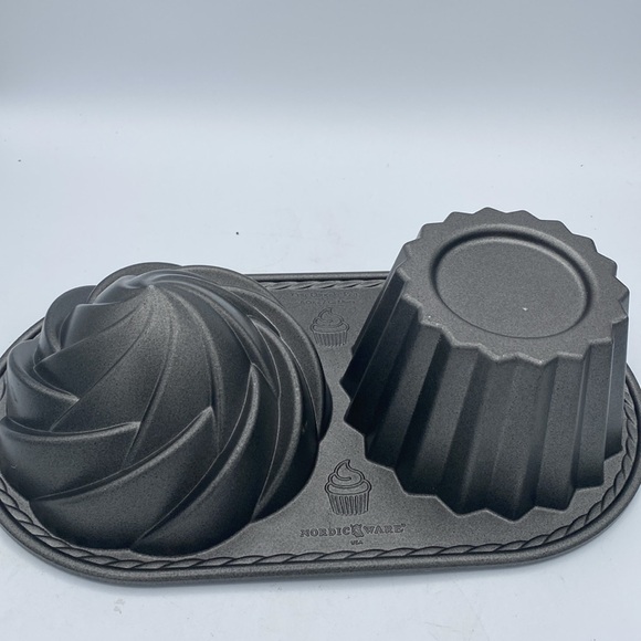 Cute Cupcake Nordic Ware cast aluminum cake pan  6 Cups 1.4 Liters USA - Picture 5 of 6